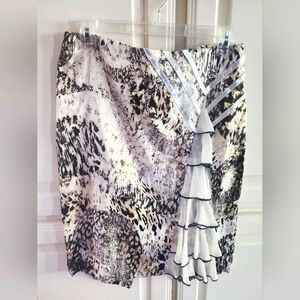 Designer women pencil skirt size 6 US